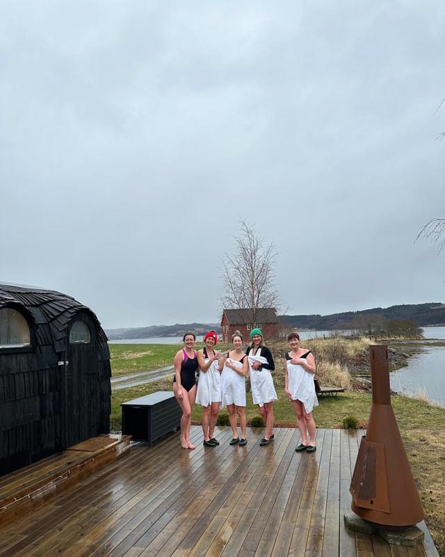 Saga, Et Unikt, Sjarmerende Badehotell Med Fa Rom, Sauna Og Badebrygge - Inderoy Straumen  Экстерьер фото